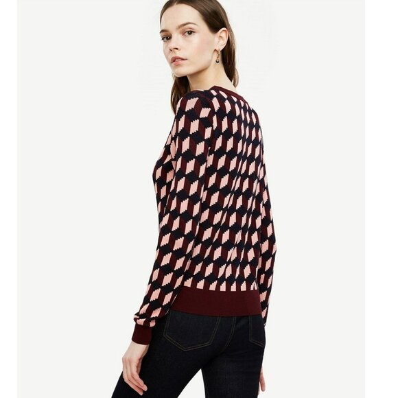 Ann Taylor Burgundy Red Navy Blue Geometric Long Sleeve Crew Neck Sweater - Picture 3 of 3